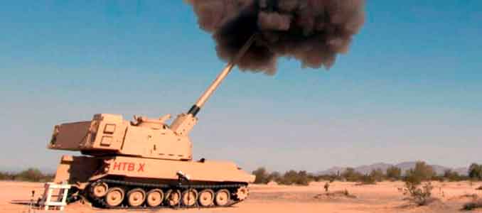 El obús Extended Range Cannon Artillery (ERCA) hace un disparo de prueba