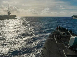 USS Theodore Roosevelt y el USS Nimitz