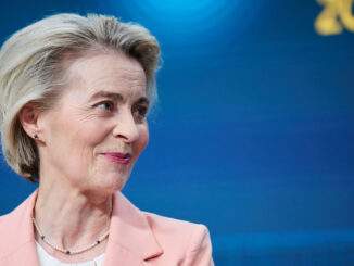 Ministra para aprobar el InvestAI